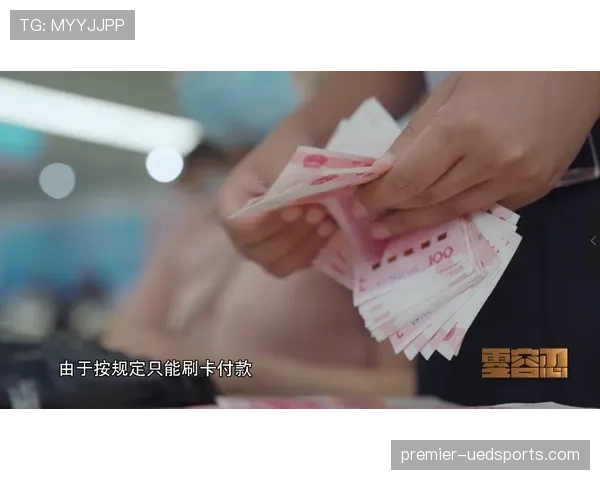 崔家溪训练完直接去奢侈品店刷卡，这自律和消费观我真看不懂